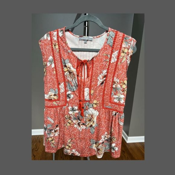 DANIEL RAINN Micaela Embroidery Detail Tassel Knit Top - Picture 2 of 6